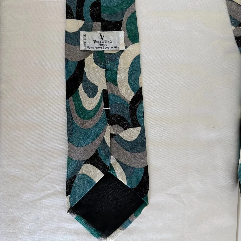 Vintage Valentino Pietro 100% Silk Abstract Print Turquoise Gray Black Tie